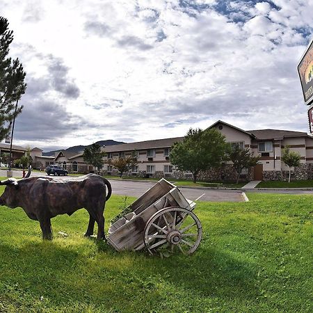 Prospector Hotel & Casino Ely Exteriör bild